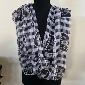 NFL Raiders Infinity Scarf